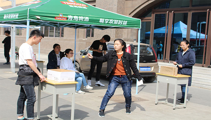 我院举办“岁月正好，芳华依旧”第十二届女生节开幕式暨乐游园活动