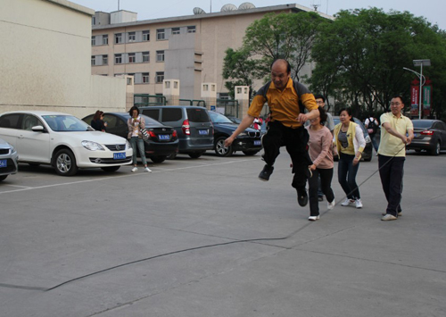 经济管理学院第一届教职工趣味运动会